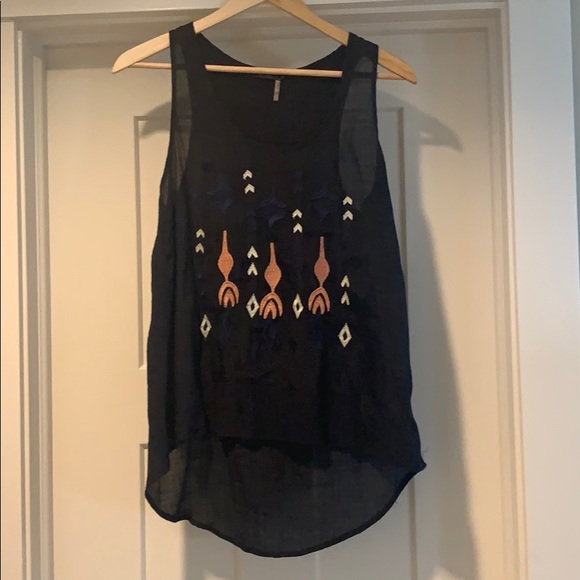 Tank top - Picture 1 of 2